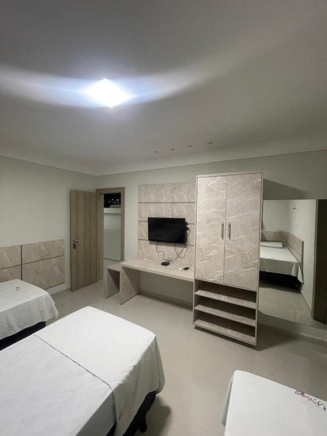 Mustang Hotel Салгуейро Екстериор снимка