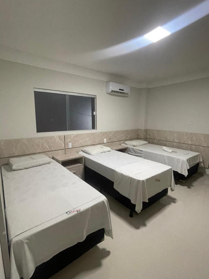 Mustang Hotel Салгуейро Екстериор снимка
